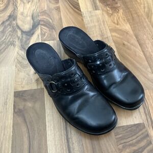 Clarks Women's Black 8.5 Leather Mules - Slip Ons Buckle Cut Out Details